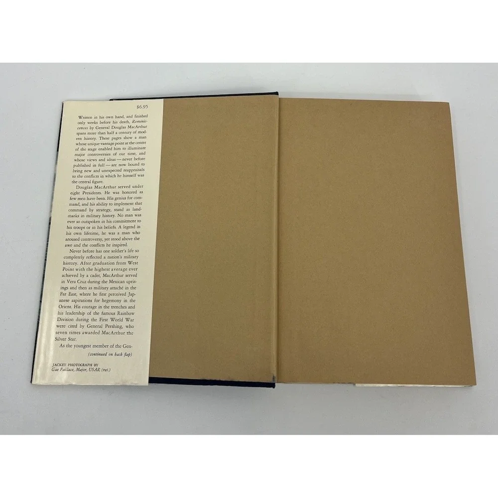 Douglas MacArthur Reminiscences 1st Edition 1964 Hardcover Dust Jacket